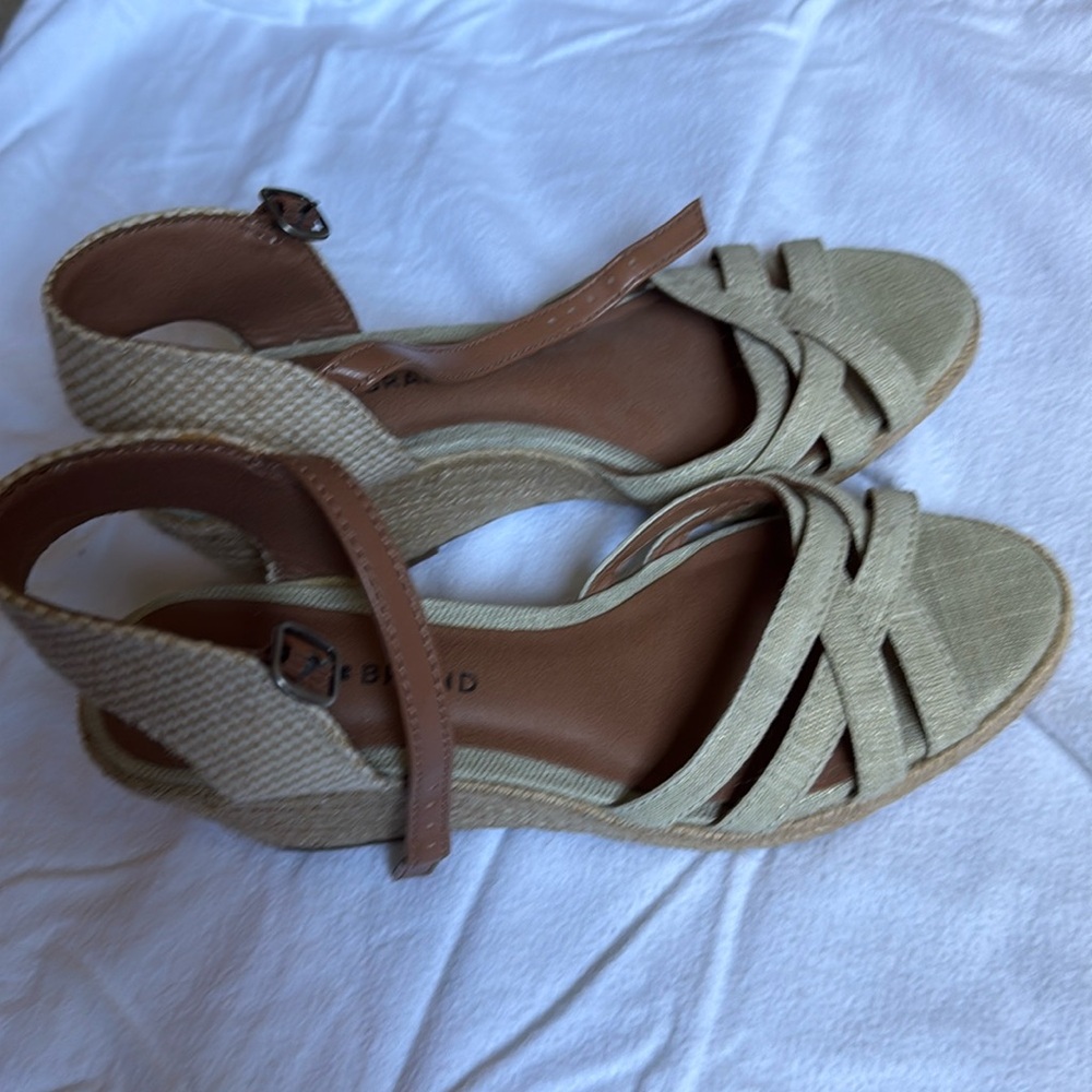 Lucky Brand Wedge Heel Espadrille Sandals Shoes Natural Beige size 7